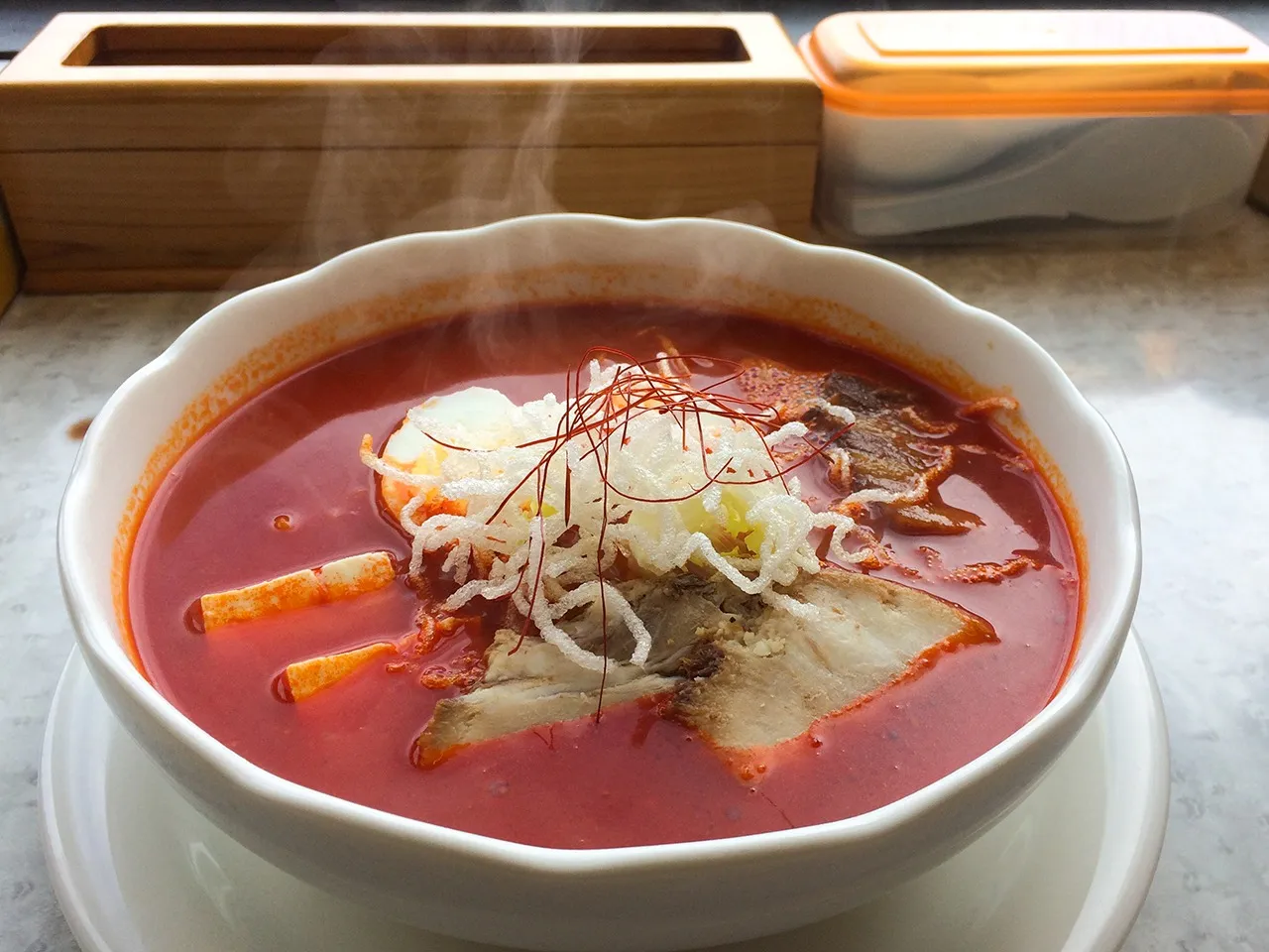 スマホで料理をおいしそうに撮る簡単なコツ